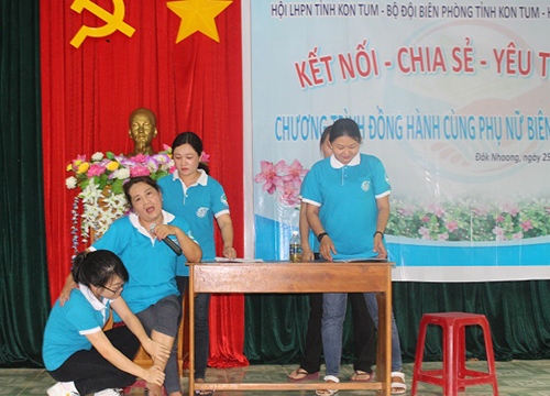 Kết nối, sẻ chia cùng phụ nữ biên cương