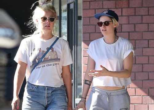 Kristen Stewart "nam tính" ra phố sau ồn ào hẹn hò bạn gái đồng giới