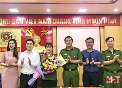 Nữ Trung úy Hà Tĩnh giành ngôi quán quân cuộc thi Olympic Tiếng Anh dành cho cán bộ trẻ 2019