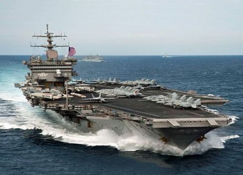 Tàu sân bay đắt nhất thế giới USS Gerald R. Ford 'hùng dũng' tiến ra biển cả