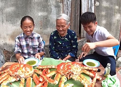 'Đoạn tuyệt' các món 'siêu to khổng lồ' như đã hứa, Bà Tân Vlog chuyển sang làm thử thách ăn uống và nấu món bình thường?