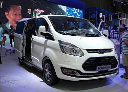 Đánh giá nhanh Ford Tourneo Titanium tại VMS 2019