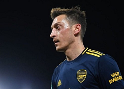 Bạn thân khẳng định Ozil không hạnh phúc ở Arsenal