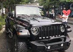 Cặp đôi Jeep Wrangler Rubicon 2019 đầu tiên về Việt Nam, giá khoảng 4 tỷ đồng