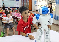 Học sinh vẫn là robot!