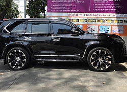 Lexus LX570 tại Việt Nam độ Wald Bodykit mâm lốp 'khổng lồ'