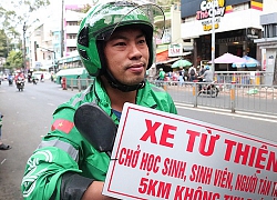 'Thằng hâm' chạy xe ôm miễn phí khắp Sài Gòn: 'Nhiều người hủy cuốc vì nghĩ tôi là kẻ lừa đảo'