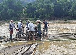 Yên Bái: Một người bị cuốn mất tích khi qua suối bằng mảng