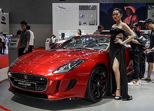 Chiêm ngưỡng Jaguar F-Type R Convertible hơn 10 tỷ tại Việt Nam