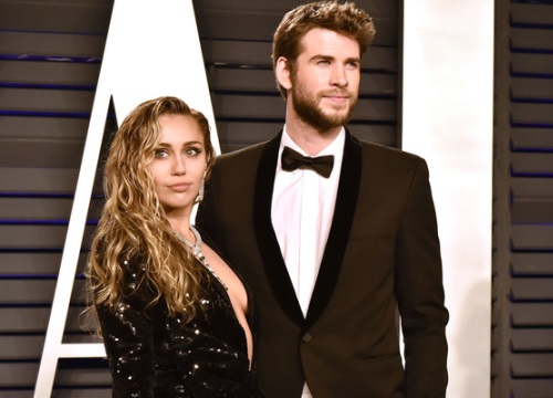 Cuối cùng Miley Cyrus và Liam Hemsworth đã có động thái dứt tình hoàn toàn sau khi có người mới