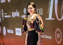 Doanh nhân Thuỷ Tiên nhận giải Best Dressed BAZAAR tại Tuần lễ Thời trang Quốc tế Việt Nam 2019