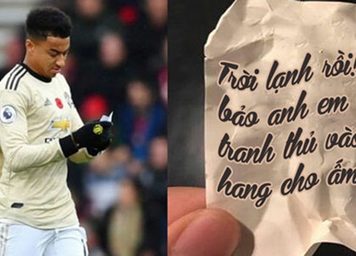 Fan MU bật mí nội dung tờ giấy HLV Solskjaer đưa cho Lingard