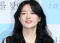 Lee Young Ae trẻ như gái đôi mươi dù sắp bước sang tuổi 50, Knet: 'Đẹp hơn idol 19 - 20 tuổi'