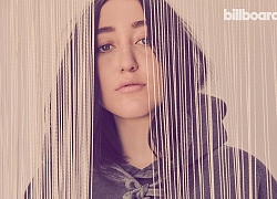 Noah Cyrus đối diện với những góc khuất tâm lý trong đĩa đơn "Fkyounoah"