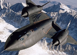 SR-71 - phi cơ do thám nhanh nhất mọi thời đại