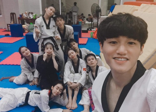 Tuyển Taekwondo Việt Nam dự SEA Games muốn "cover" màn chọc ghẹo đội trưởng Quế Ngọc Hải