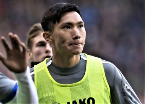 Văn Hậu đá 90 phút trong trận thua 0-6 của Jong Heerenveen