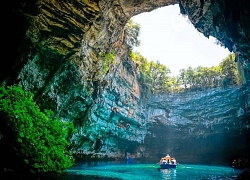 Phong Nha - Kẻ Bàng tiếp tục được bình chọn là điểm đến đáng trải nghiệm hàng đầu tại Việt Nam