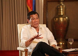 TT Duterte dọa nói chuyện phải trái với TQ nếu cắt điện Philippines