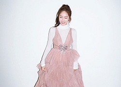 Cùng 1 chiếc váy: Taeyeon gợi cảm, khoe vòng 1 nóng bỏng bức người đến Jessica lại kín đáo, trẻ trung như nữ sinh