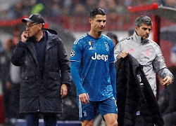 HLV Sarri lý giải việc rút Ronaldo rời sân sớm