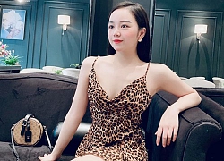 Hotgirl mặc áo dài không quần phản cảm ngoài đời cũng chuộng gu thời trang nóng bỏng