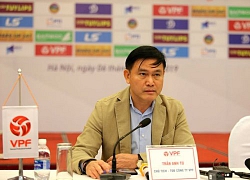 Lãnh đạo VPF "xát muối" Hà Nội FC, mang FIFA ra làm "lá chắn" VAR