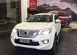 Nissan Terra giảm 200 triệu tại Việt Nam, cạnh tranh Toyota Fortuner