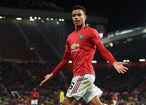 SAO 18 tuổi MU khiến Rooney và Ronaldo phải nể, dự báo vượt trội hơn Rashford