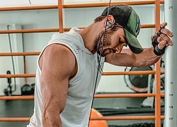 Tập gym kiểu này, quý ông đừng mong 6 múi