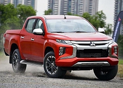 Xe bán tải ồ ạt giảm giá, riêng Isuzu Dmax giảm tới 160 triệu đồng