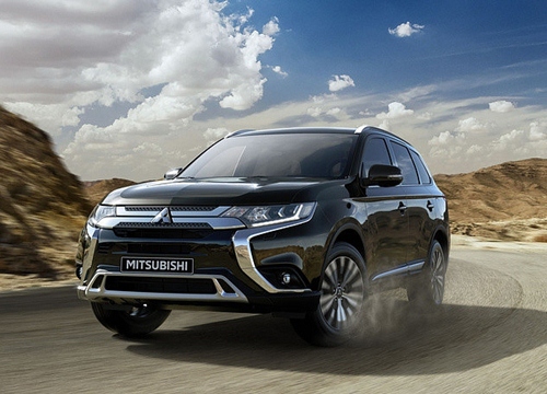 Bảng giá xe Mitsubishi tháng 11/2019: Mitsubishi Outlander ưu đãi 91 triệu đồng