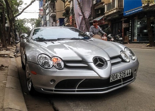 Chi tiết siêu xe Mercedes SLR McLaren độc nhất Việt Nam