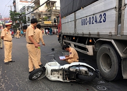 Lại xảy ra tai nạn giao thông khi chờ đèn đỏ