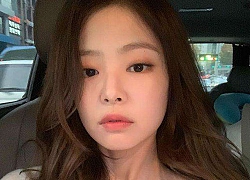 Mặt tròn mũi tẹt như Jennie BlackPink mà trang điểm kiểu gì cũng "cân" hết