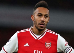 Siêu xe của Aubameyang hỏng sau tai nạn giao thông