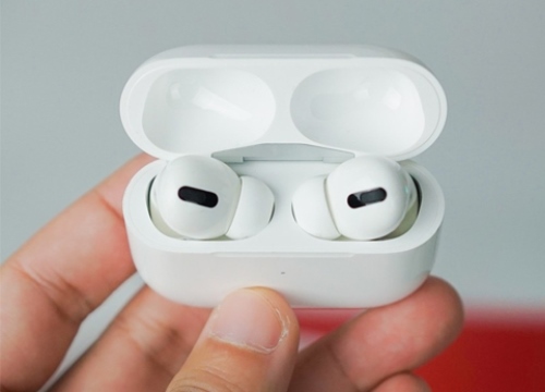 AirPods Pro 'nhái' xuất hiện tại Việt Nam