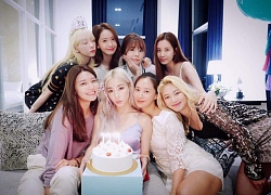 Dù chọn con đường solo nhưng Tiffany Young vẫn mong SNSD có dịp tái hợp cùng nhau