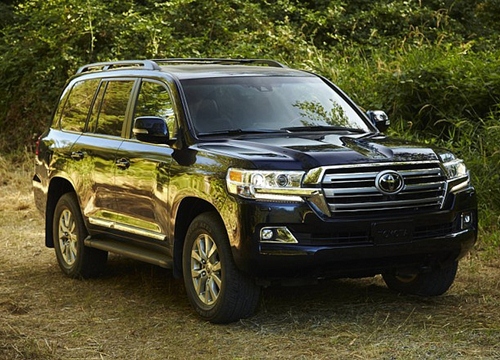 Toyota Land Cruiser tại Việt Nam tăng giá, thêm trang bị