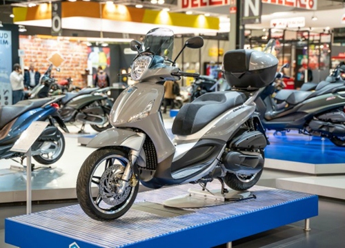 Cận cảnh 2020 Piaggio Beverly, đối thủ mạnh của 2020 Honda SH 300i