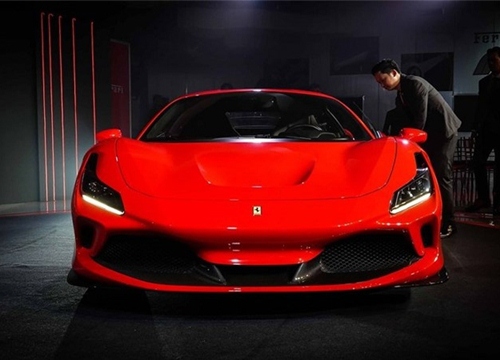 Ferrari F8 Tributo chính hãng tại Thái Lan từ 19,2 tỷ đồng