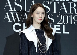 Hết Yoona rồi đến Hà Tăng ưu ái diện chân váy da, bạn sao có thể kìm lòng trước item sang chảnh hào nhoáng này?