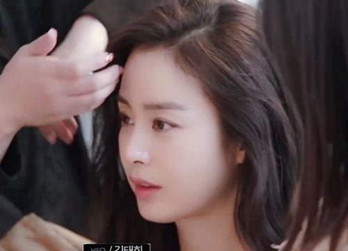 Hóa ra đây là hai bí quyết hàng đầu giúp Kim Tae Hee trẻ đẹp bất chấp thời gian