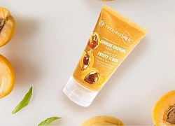 Rất có thể da mụn nhạy cảm cần đến Yves Rocher Apricot Fruity Scrub đấy!