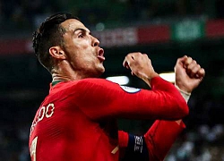 Ronaldo vẽ siêu phẩm, lập hat-trick rực rỡ: Bỏ xa Messi, tiến sát mốc 100 vĩ đại