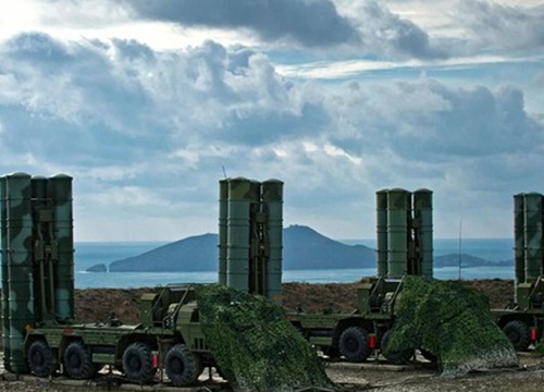 "Rồng lửa" S-400 của Nga diễn tập tấn công ở Crimea