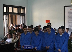 Hơn 137 năm tù cho nhóm côn đồ trút 'mưa dao' gây án