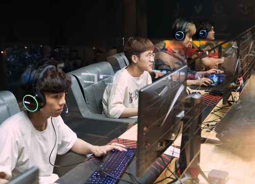 Vòng loại giải đấu Hanwha Life Esports: MisThy toả sáng, "huyền thoại" Archie bất ngờ "dừng chân" sớm