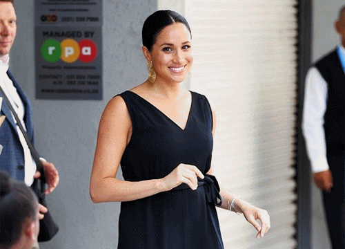 Công nương Meghan vượt mặt chị dâu Kate đứng đầu bảng xếp hạng có gu thời trang ảnh hưởng nhất thế giới 2019