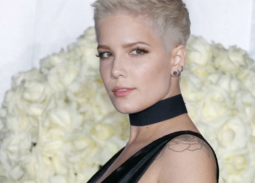 Halsey bức xúc vì BTS không được bất kỳ đề cử nào tại Grammy 2020